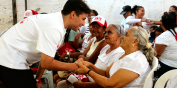 Camilo Torres Villalba (#12) llevó su mensaje liberal a Soledad Vieja: “La educación será la revolución silenciosa de Colombia”